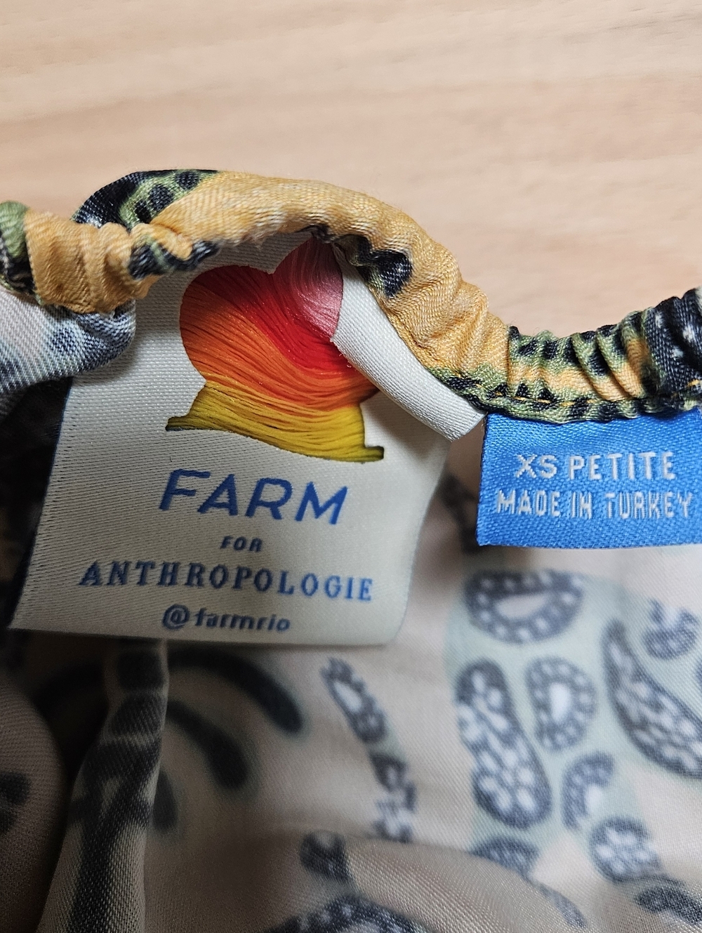Anthropologie Farm Rio Satin Halter Dress Size XS Petite Gold Animal Floral - Picture 7 of 9